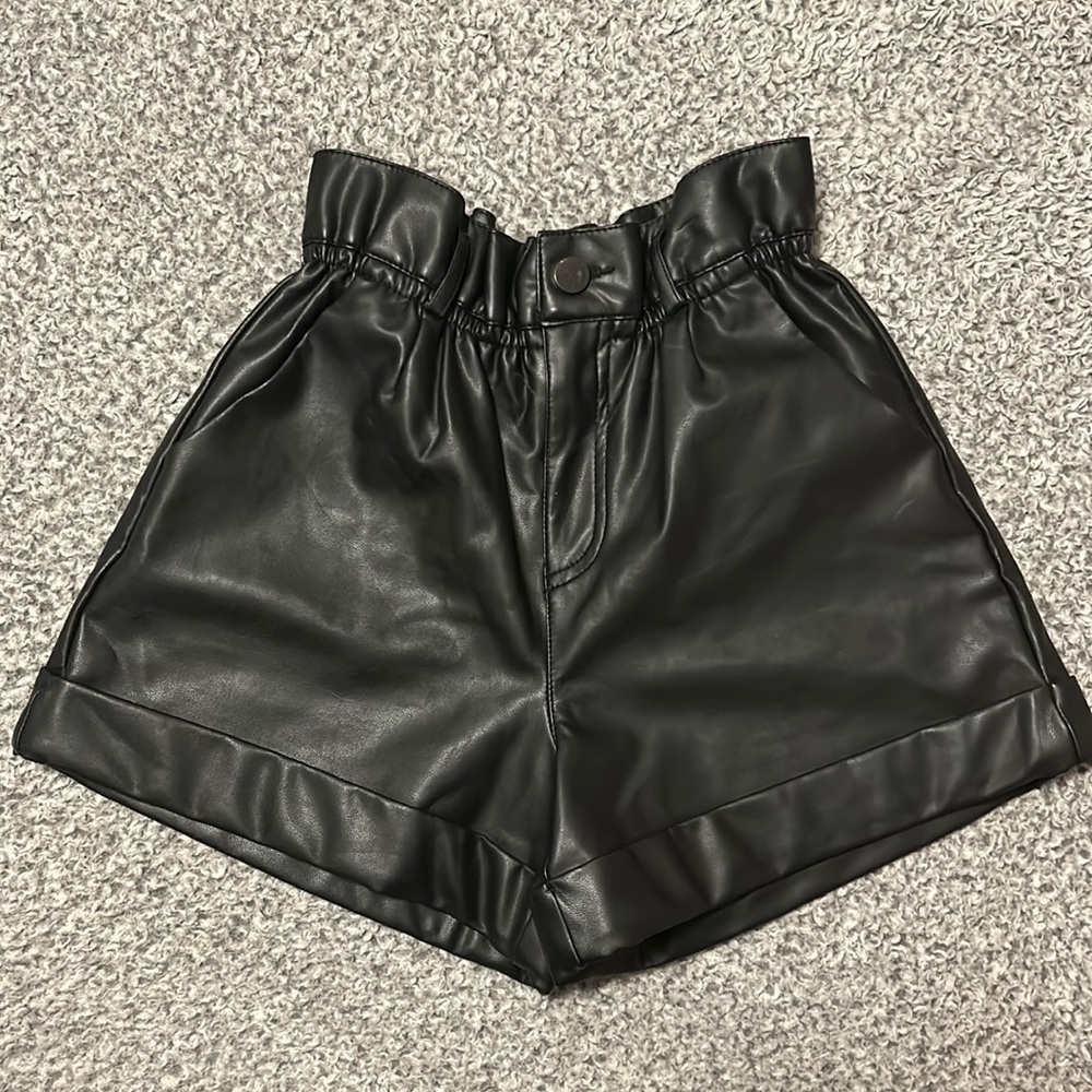 Zara leather shorts size 10